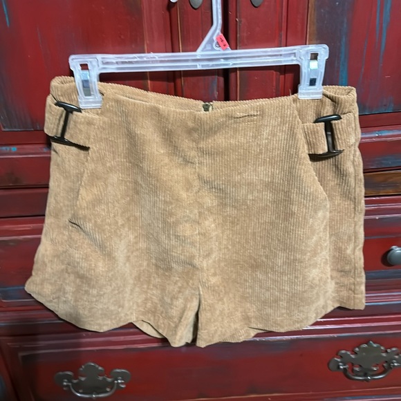 Entro skorts - Picture 1 of 2